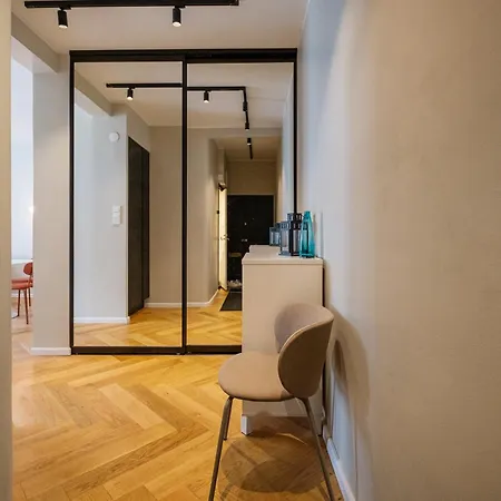 شقة Spacious 2 Bedrooms Middle Of The *
